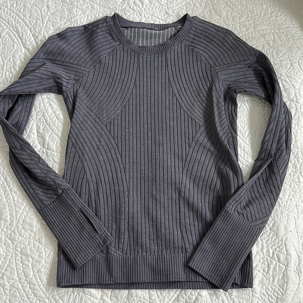 Women’s Lululemon Rest Less Pullover perfect condition